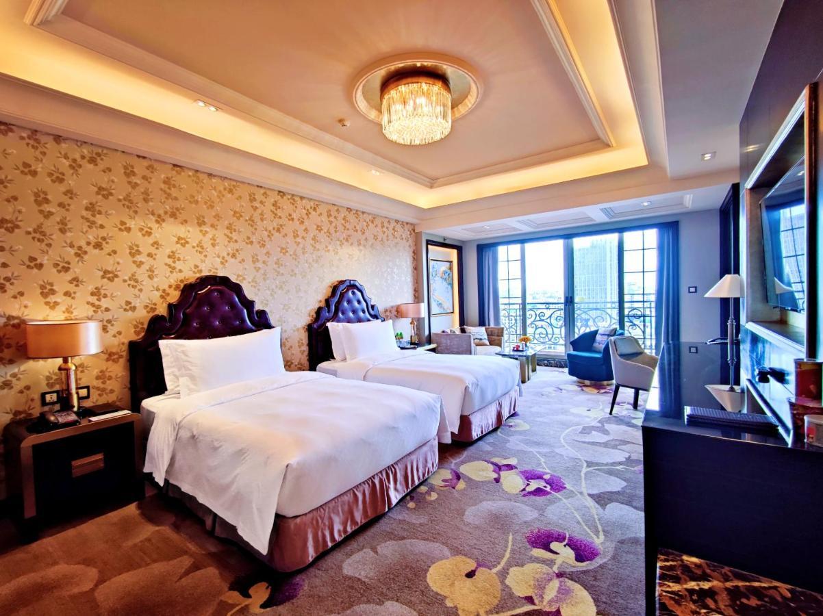 Twin Room,1402012844:JPEG
