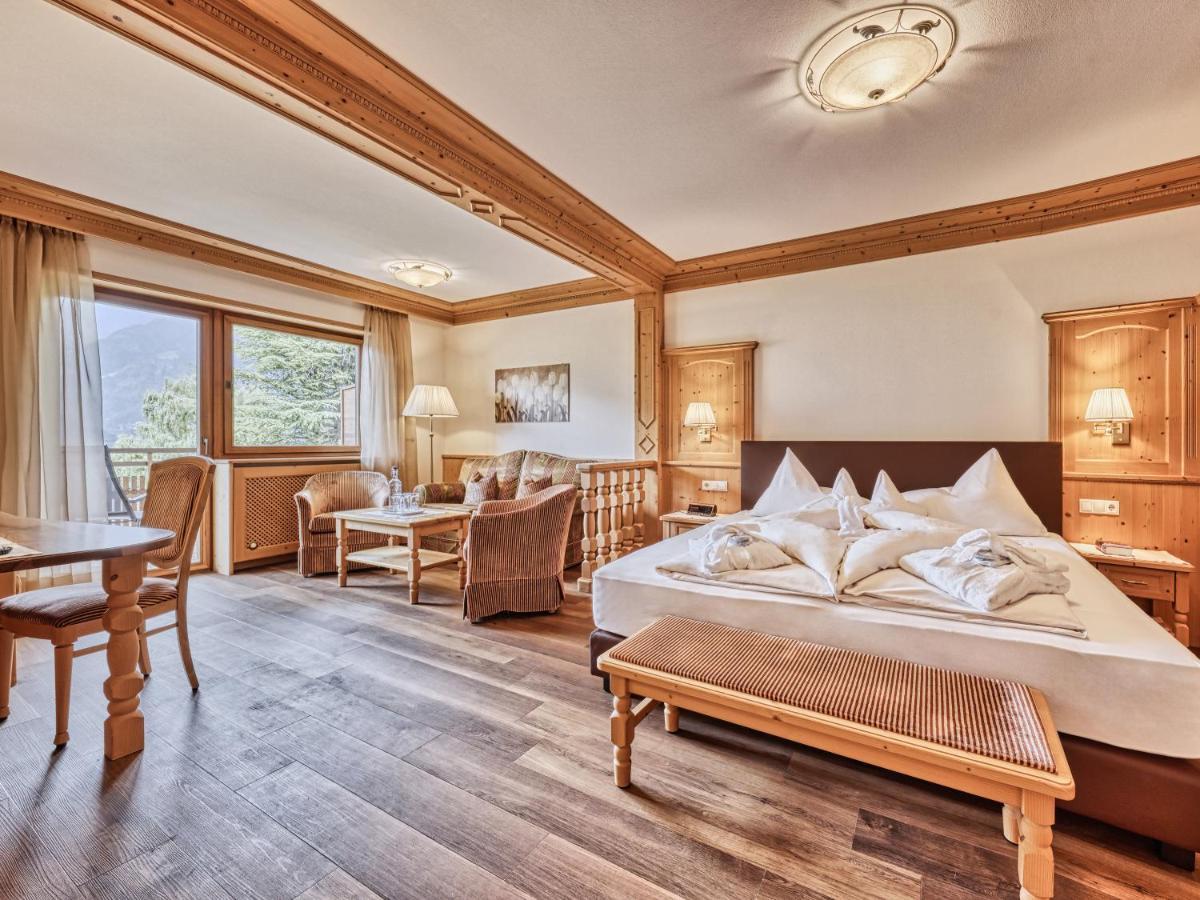 Quadruple Room Balcony,1019648530:JPEG