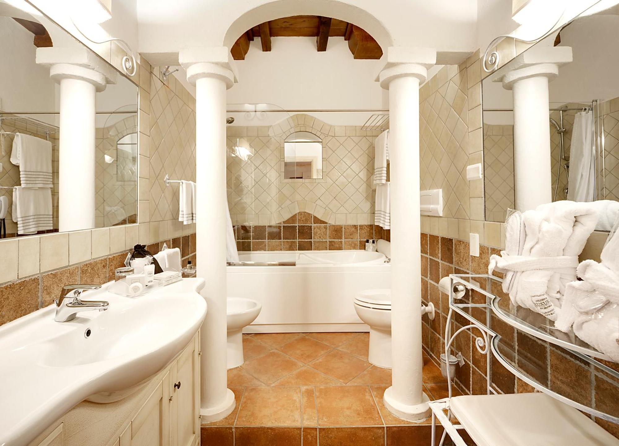 Quarto Deluxe com Cama de Casal ou 2 de Solteiro e Vista do Mar