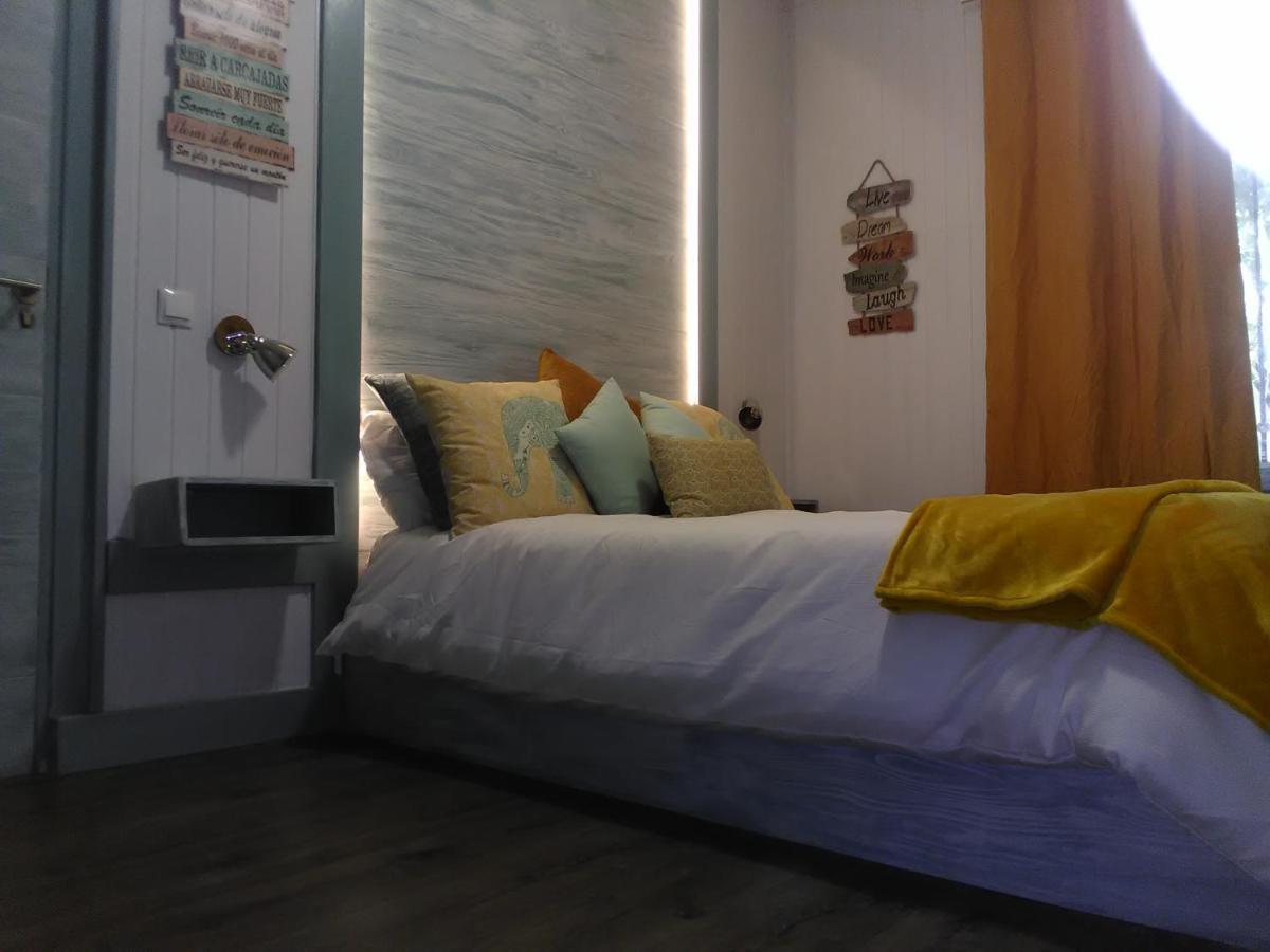 Double Room with Private External Bathroom,1032375623:JPEG