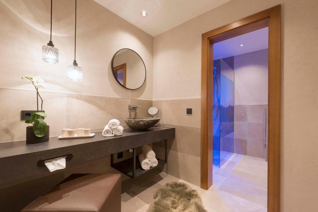 Four-Bedroom Apartment,1038541576:JPEG