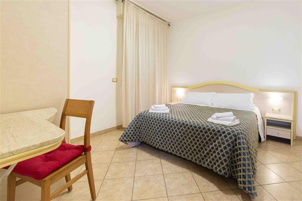 One-Bedroom Apartment Ground Floor,1084135495:JPEG