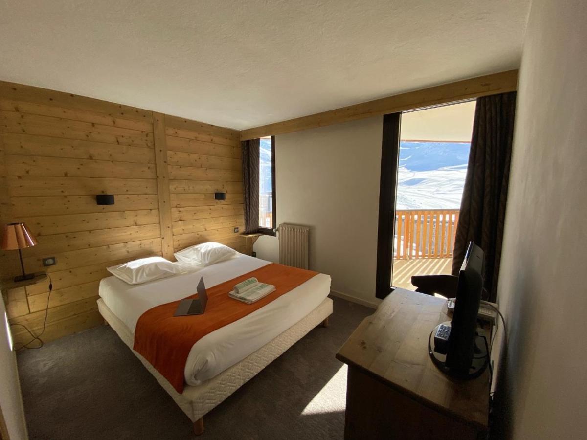 Double Room,1746859819:JPEG