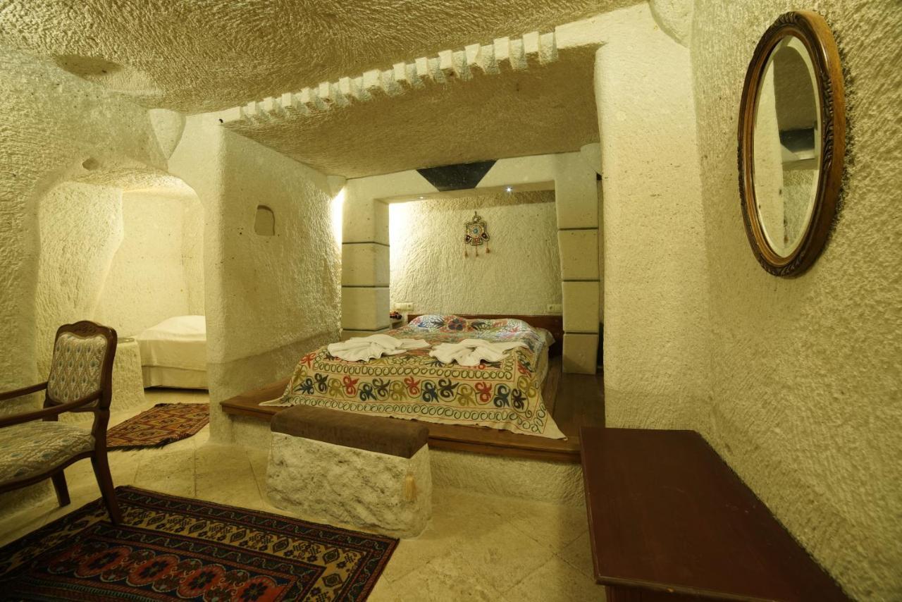 Triple Cave Room,1142509789:JPEG