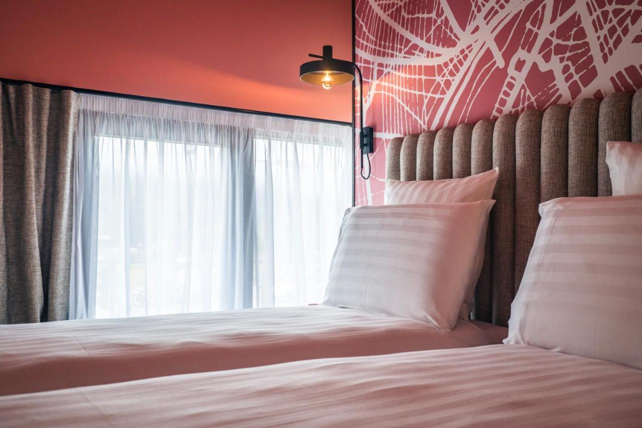 Deluxe Double Room - Breakfast Included,1123005429:JPEG