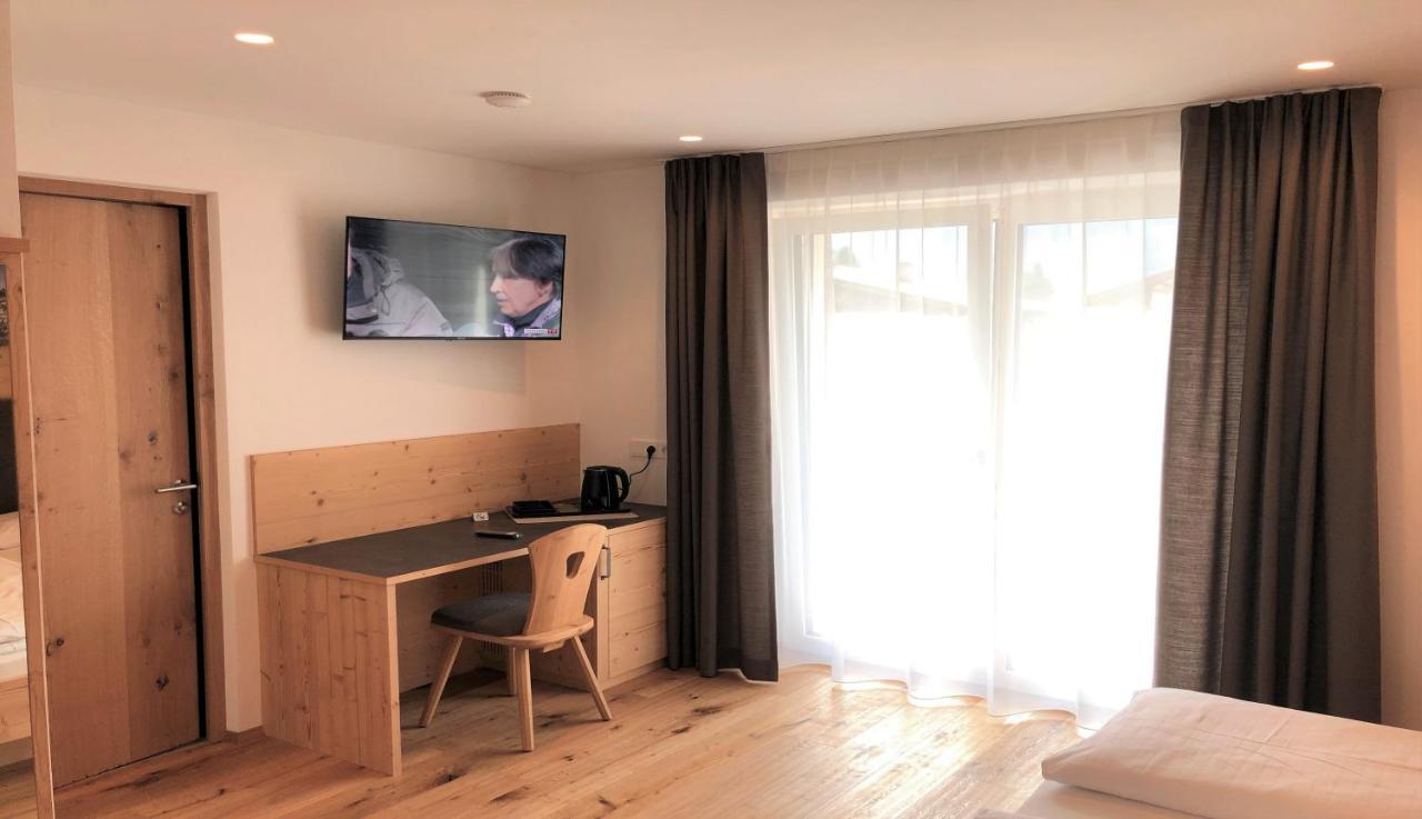 Deluxe Double Room Balcony,1124391564:JPEG