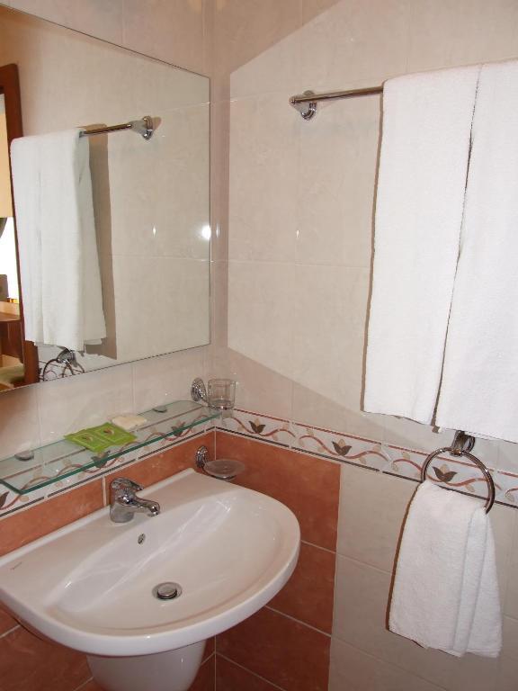 Doppelzimmer mit Balkon