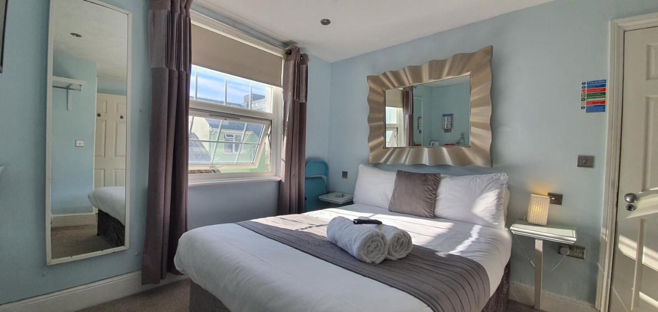 Double Room with Private Bathroom,1178573980:JPEG