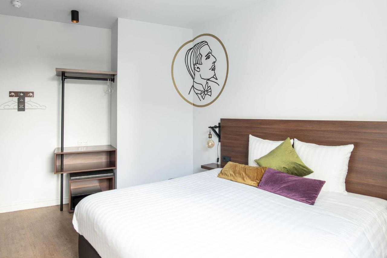 Large Double Room,1180978567:JPEG