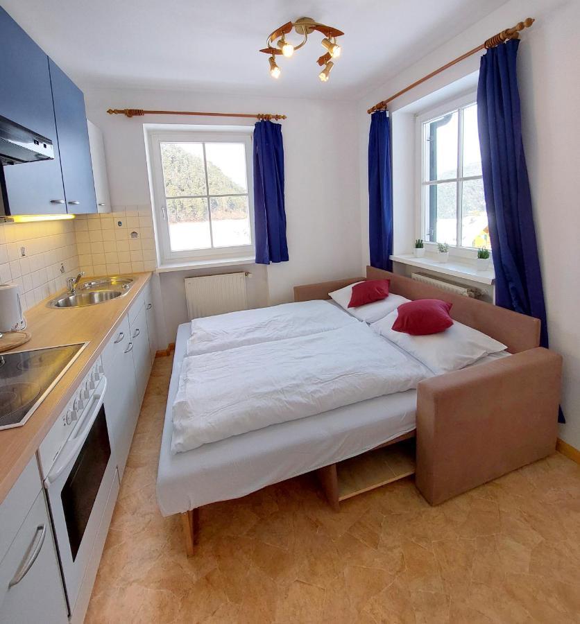 One-Bedroom Apartment,1191298606:JPEG