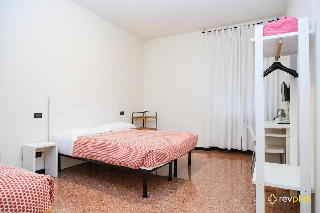 Double Room,1193373784:JPEG