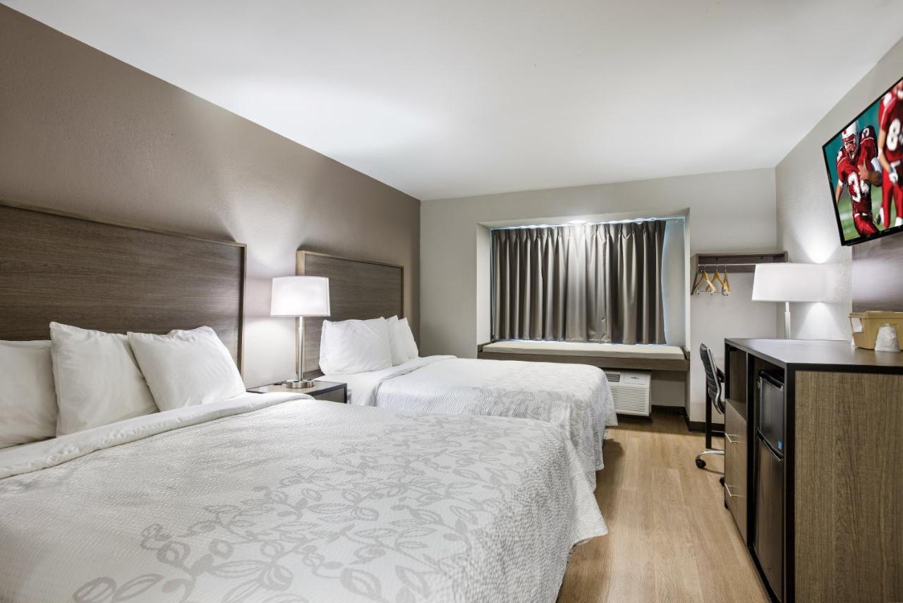 Deluxe Room with 2 Queen Beds Disability Access Smoke Free,1197564700:JPEG