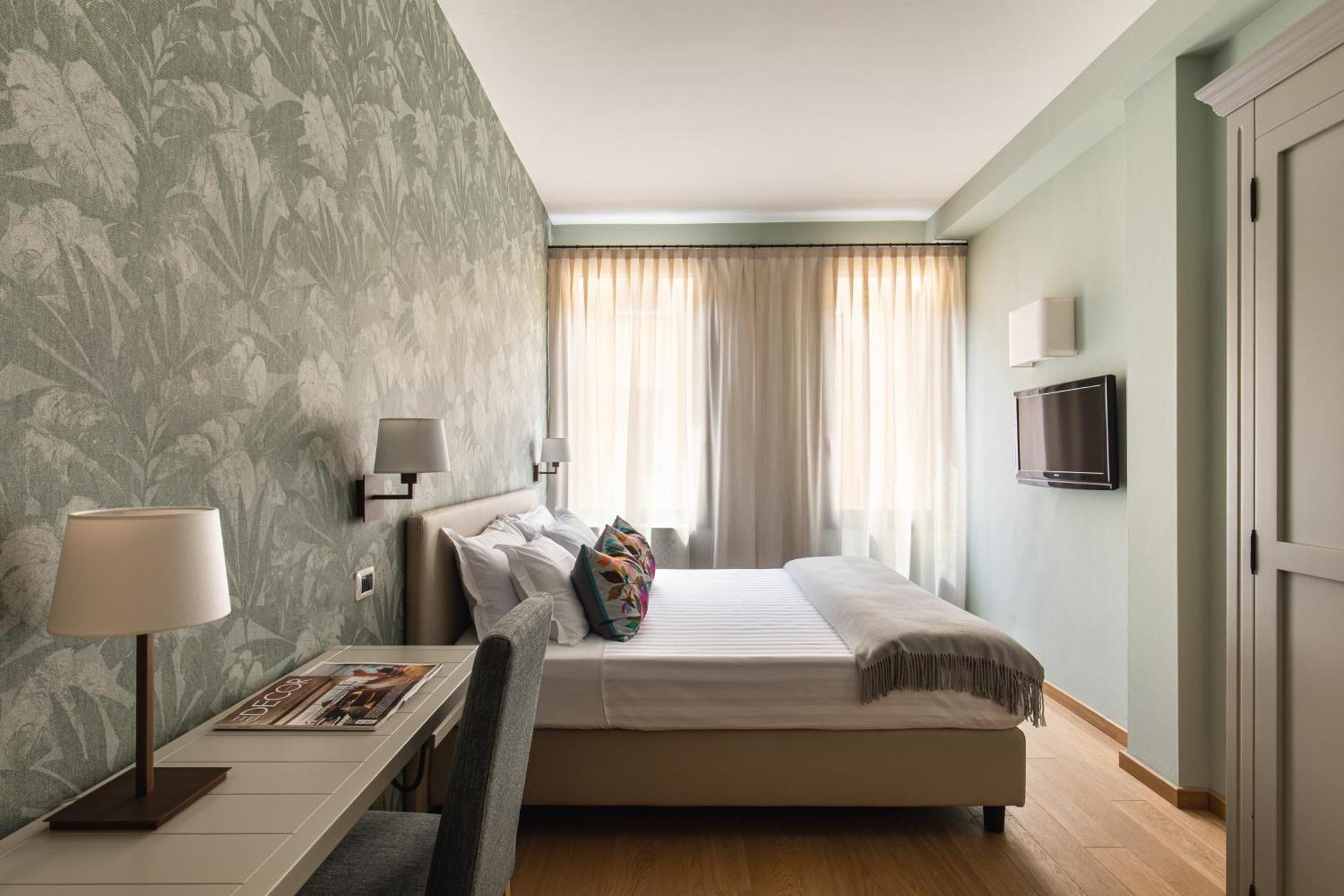 Double or Twin Room,1209240322:JPEG