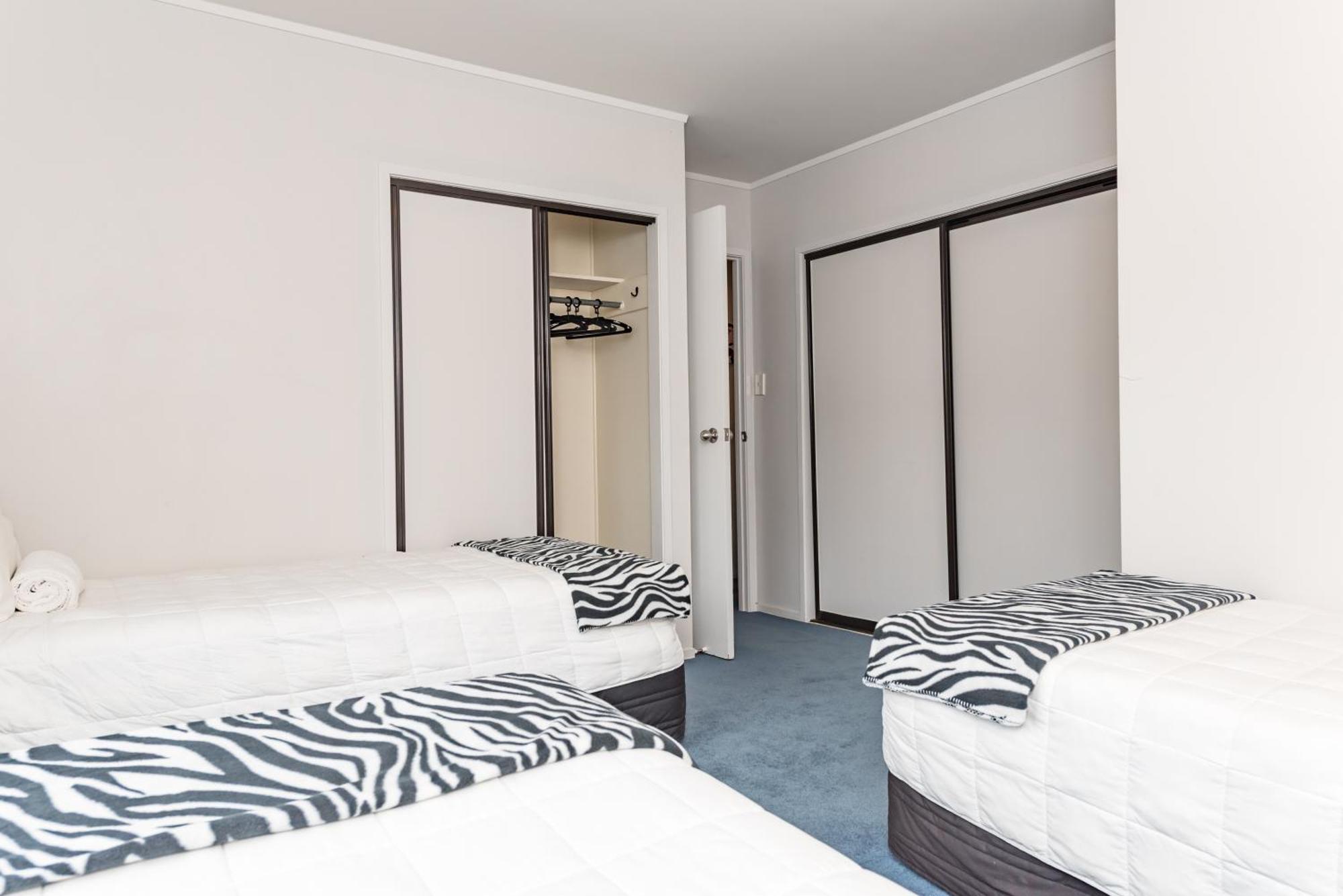 Large Family Apartment,1213458802:JPEG