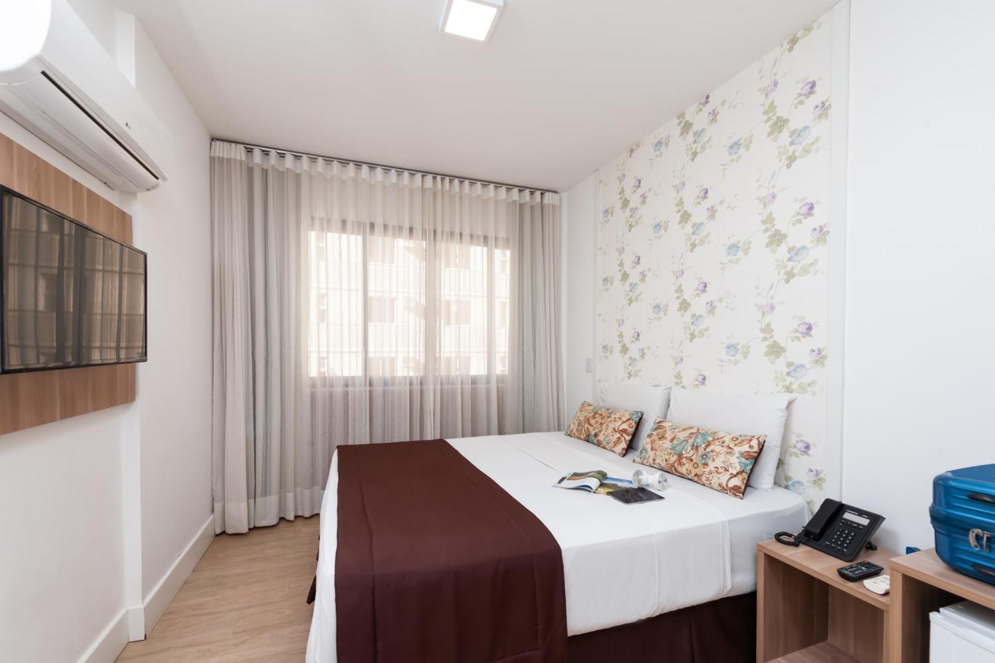 Deluxe Room,1220548528:JPEG
