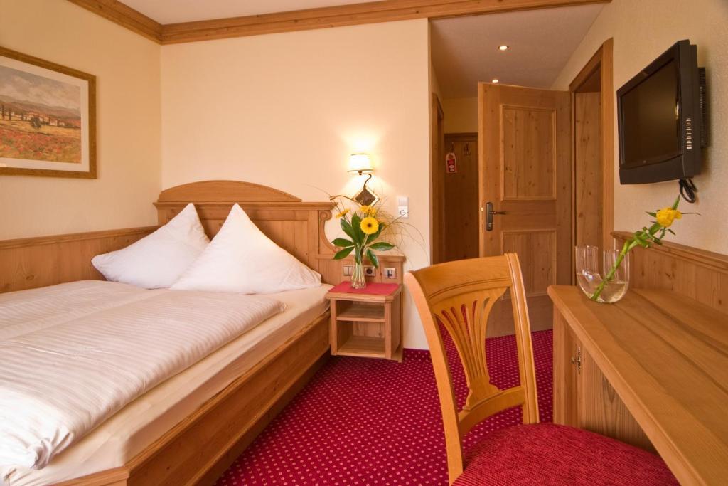 Single Room,42435694:JPEG