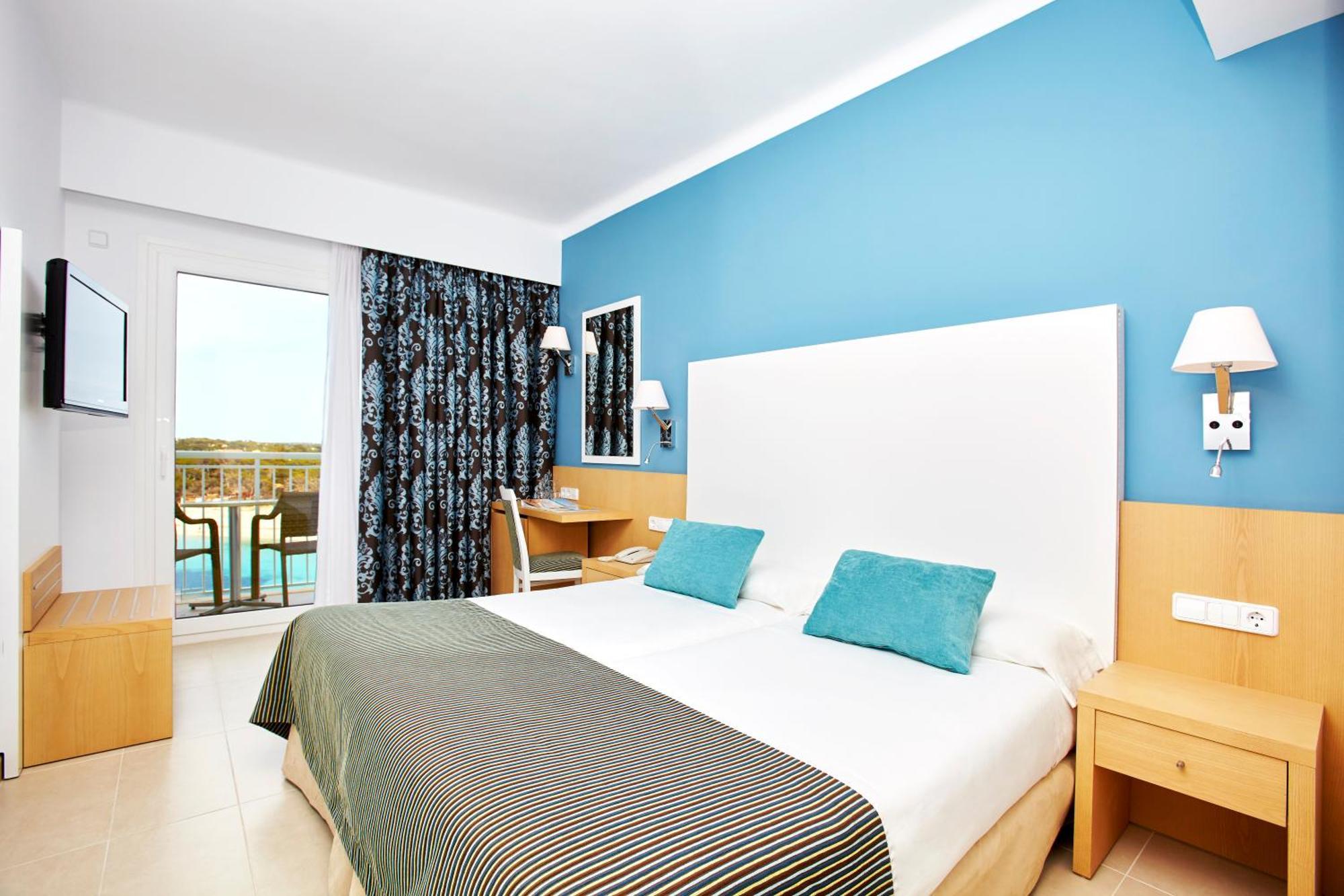 Twin Room Sea View,1272320398:JPEG