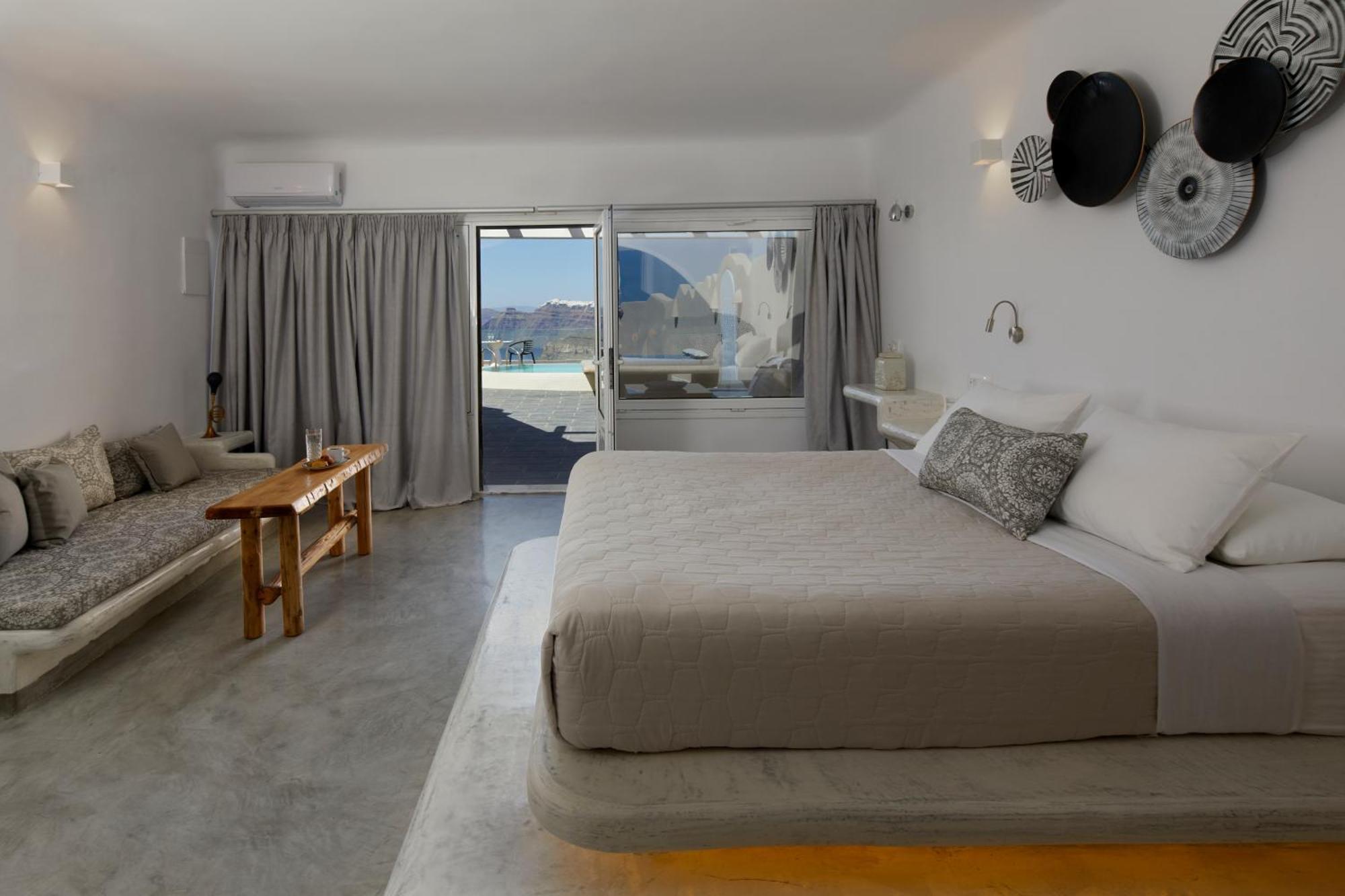 Presidential Suite with Private Pool Caldera View,1432331803:JPEG