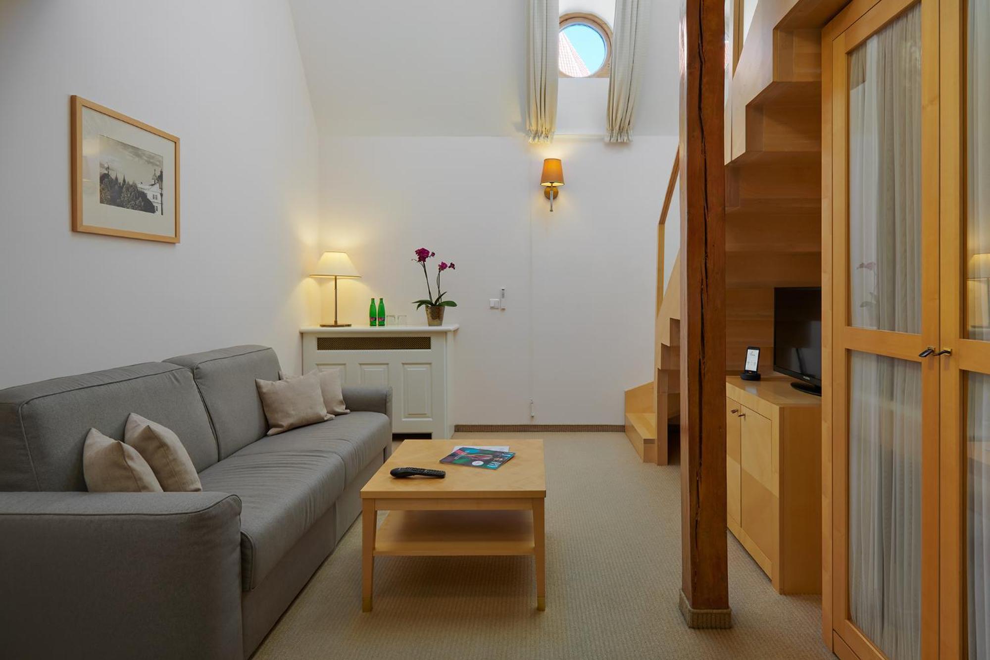 Deluxe Loft Room,776178781:JPEG
