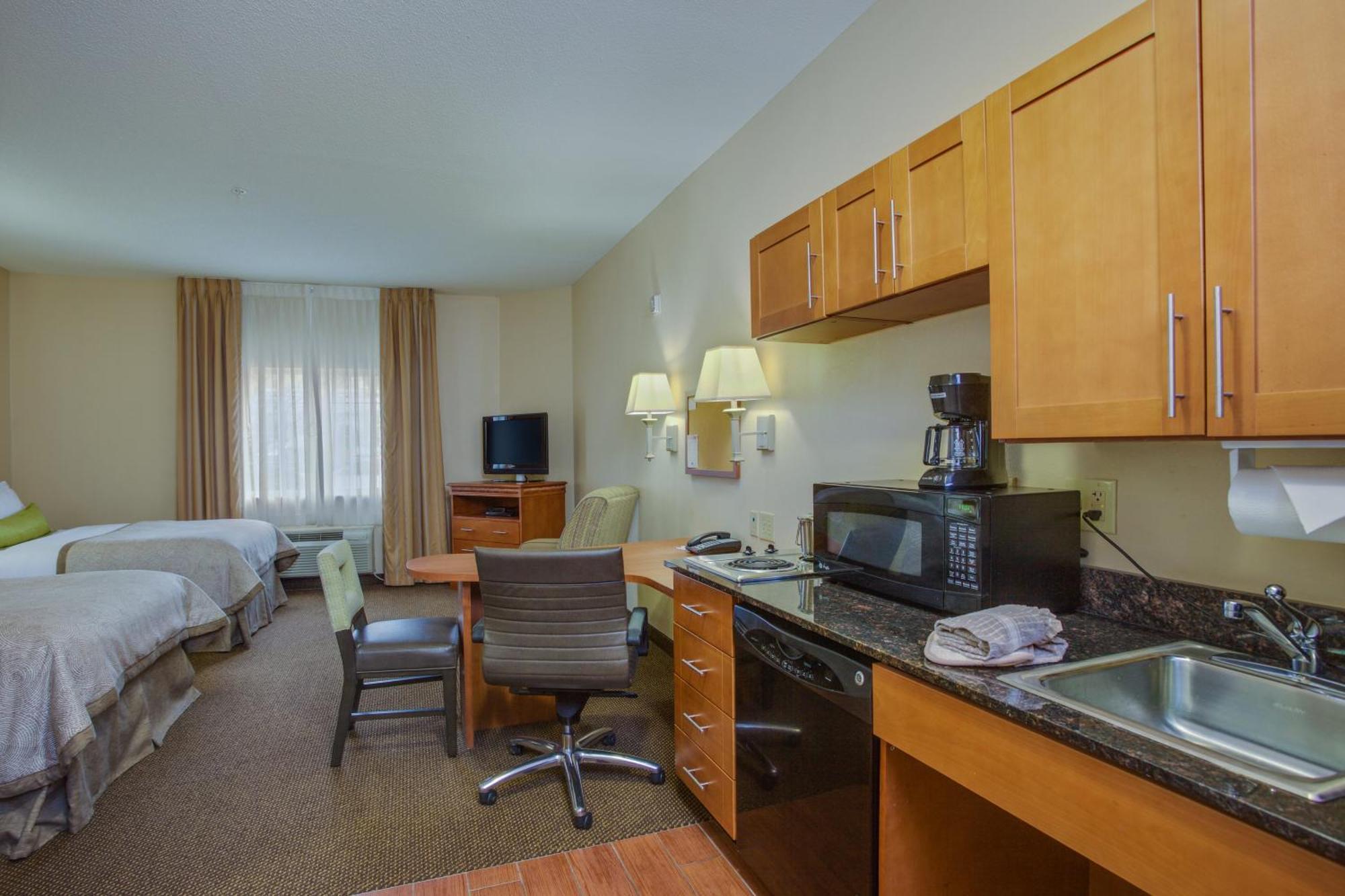 Suite with Two Double Beds - Hearing Accessible,1449136687:JPEG