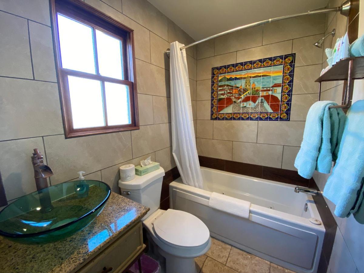Deluxe Apartment,1522721356:JPEG