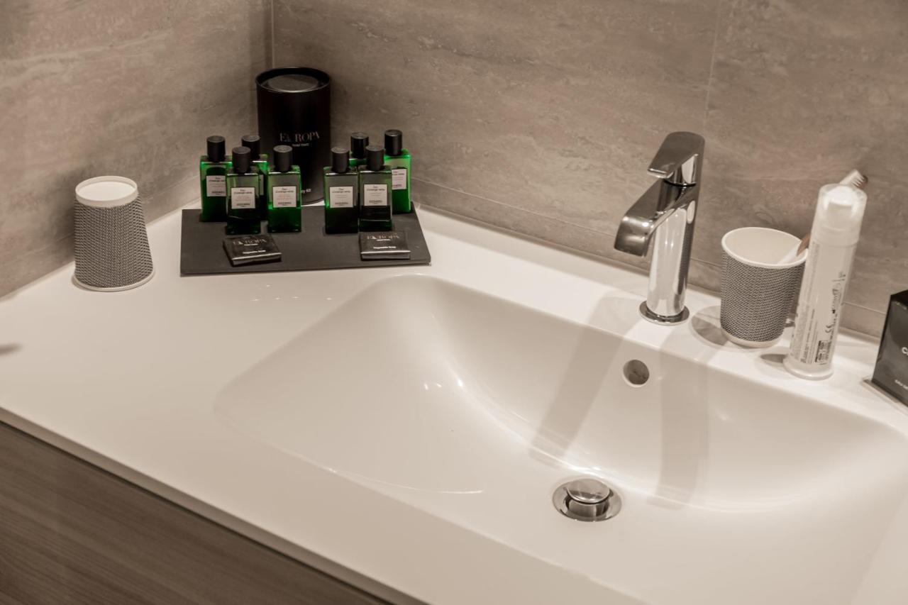 Standard Double or Twin Room,1297816351:JPEG