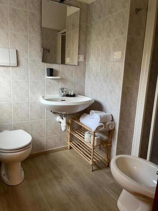 Dreibettzimmer mit Bad