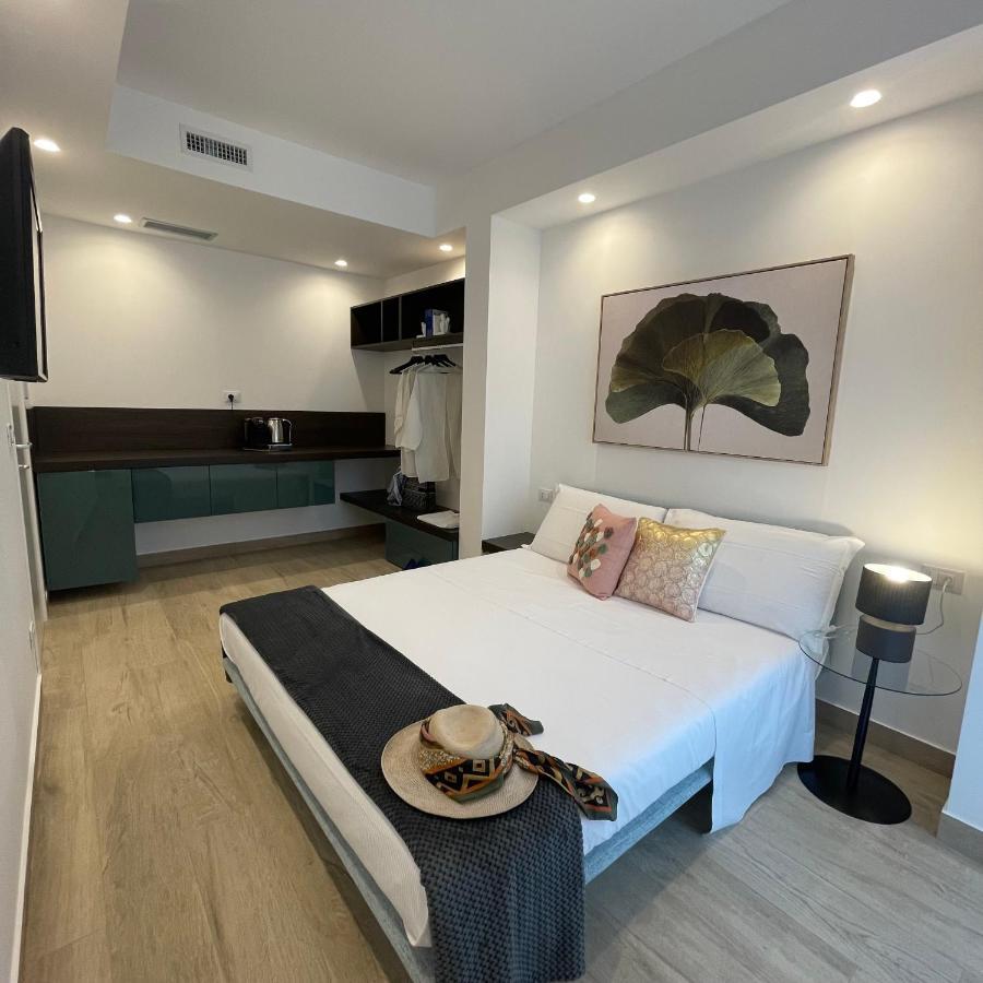 Double Room with Terrace,1581327679:JPEG