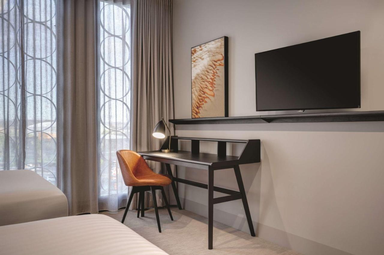 Executive Room,1770963456:JPEG
