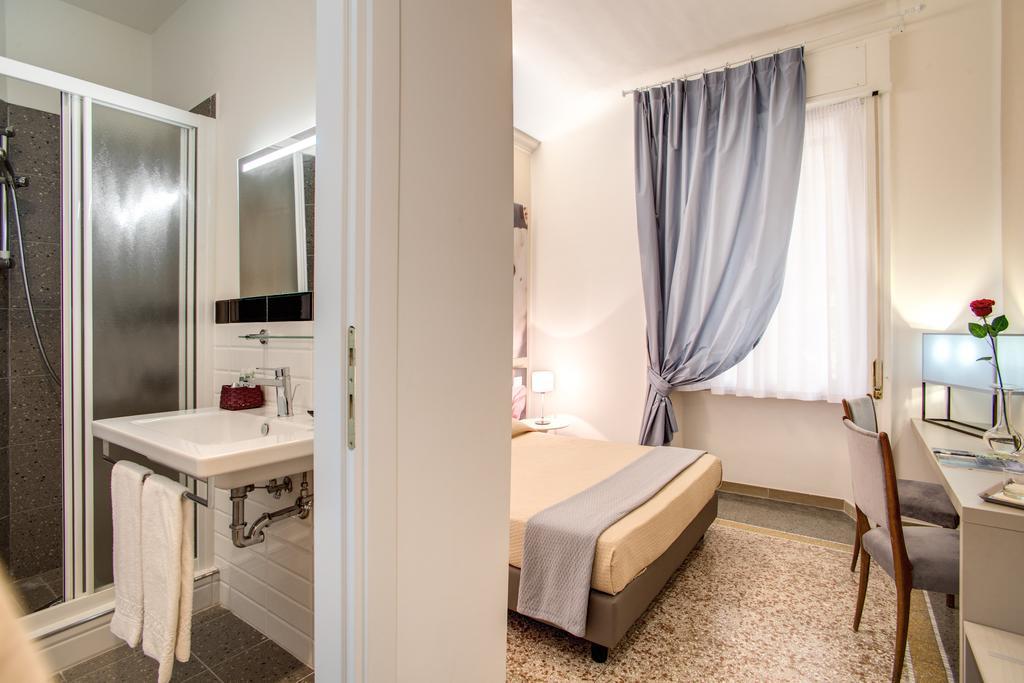 Double Room,133549320:JPEG