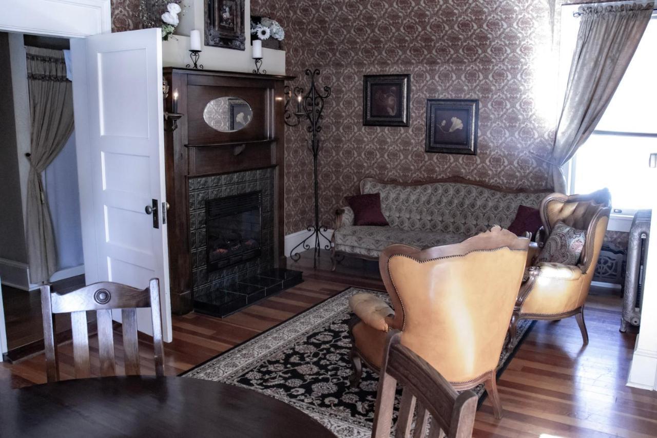 Deluxe Queen Suite,1344876356:JPEG