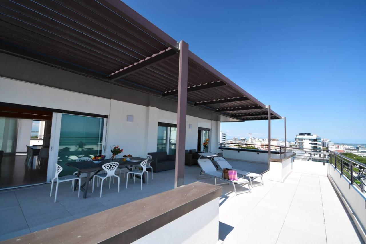 Penthouse Apartment,1345397966:JPEG
