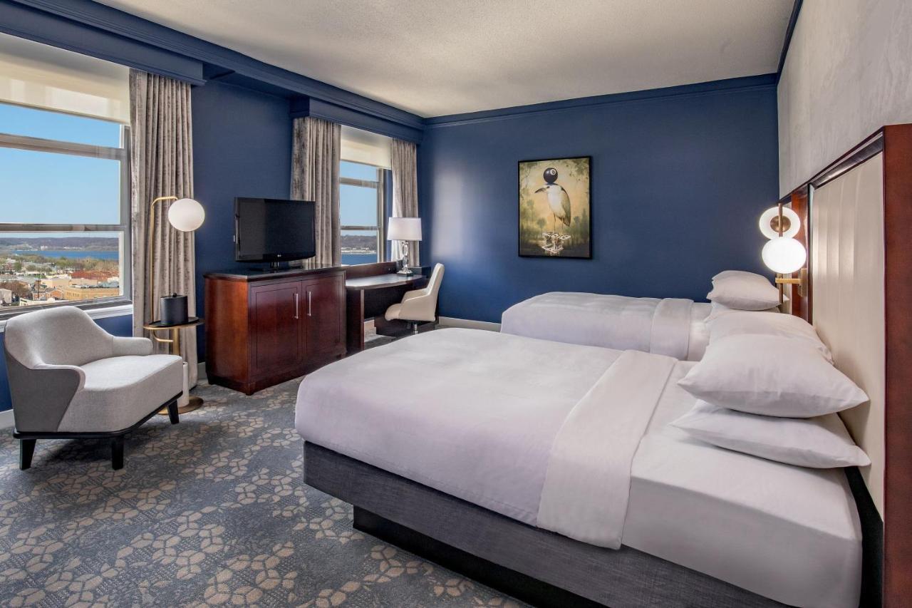 One-Bedroom Double Suite,1618286012:JPEG