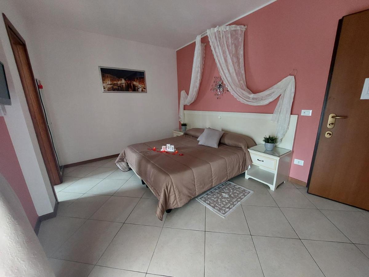 Double Room Balcony,409378416:JPEG