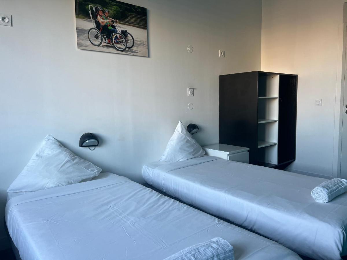 Twin Room,1355068172:JPEG
