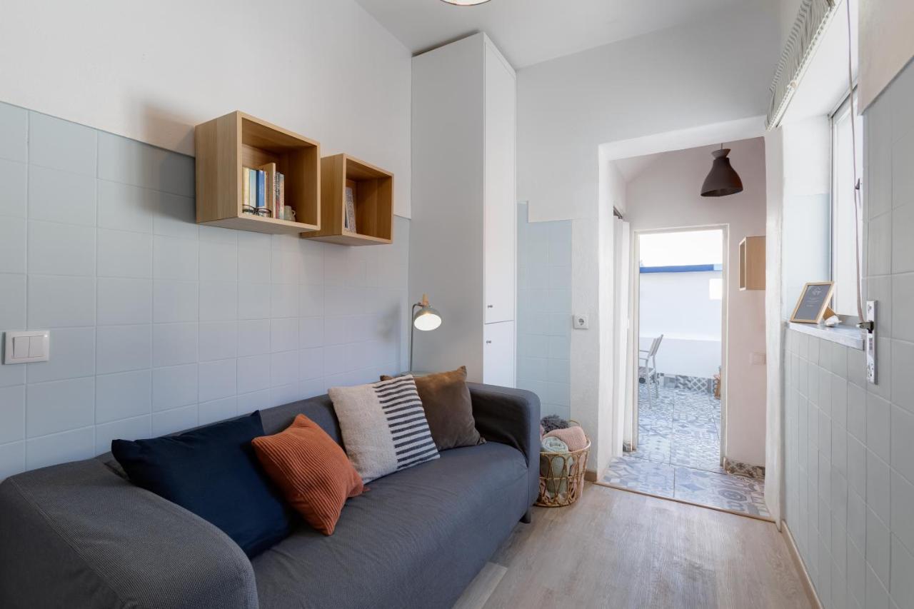 Double Room with Shared Bathroom,1373881241:JPEG