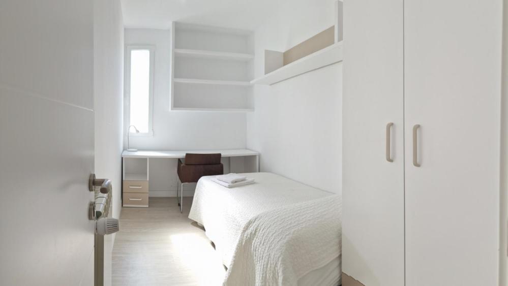 Single Room,1384777148:JPEG