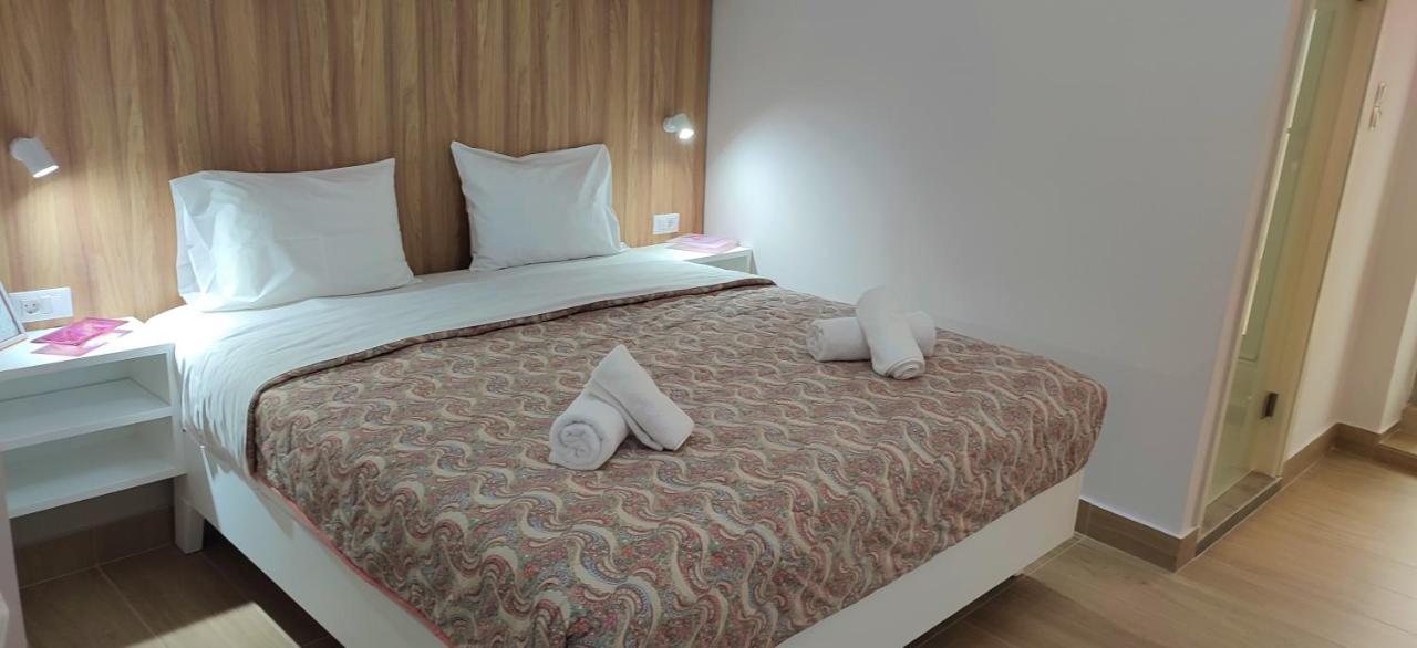 Double Room Terrace,1397155346:JPEG