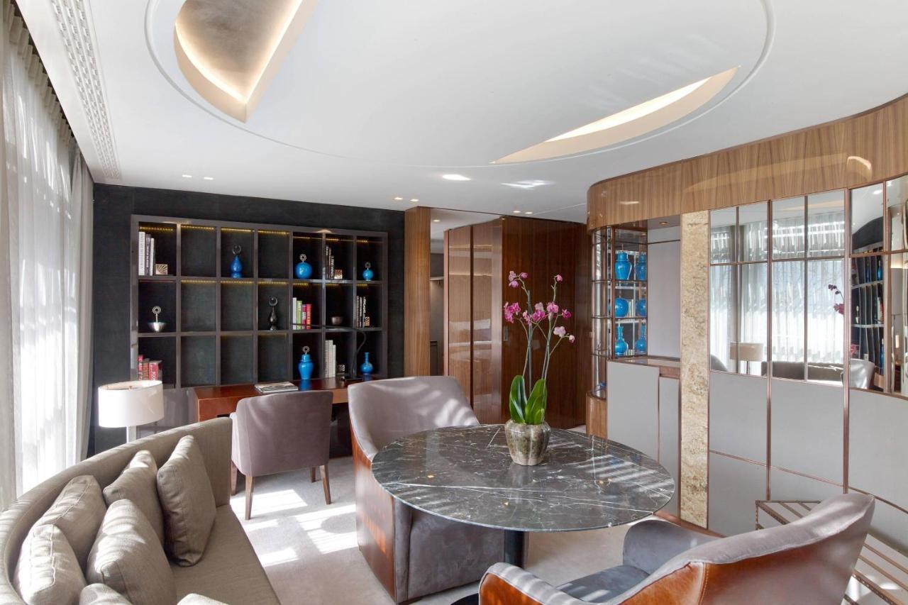 Suite St Regis avec vue sur le parc Macka (Service de majordome St Regis)
