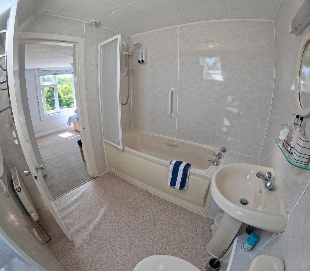 Deluxe Double Room,1414948059:JPEG