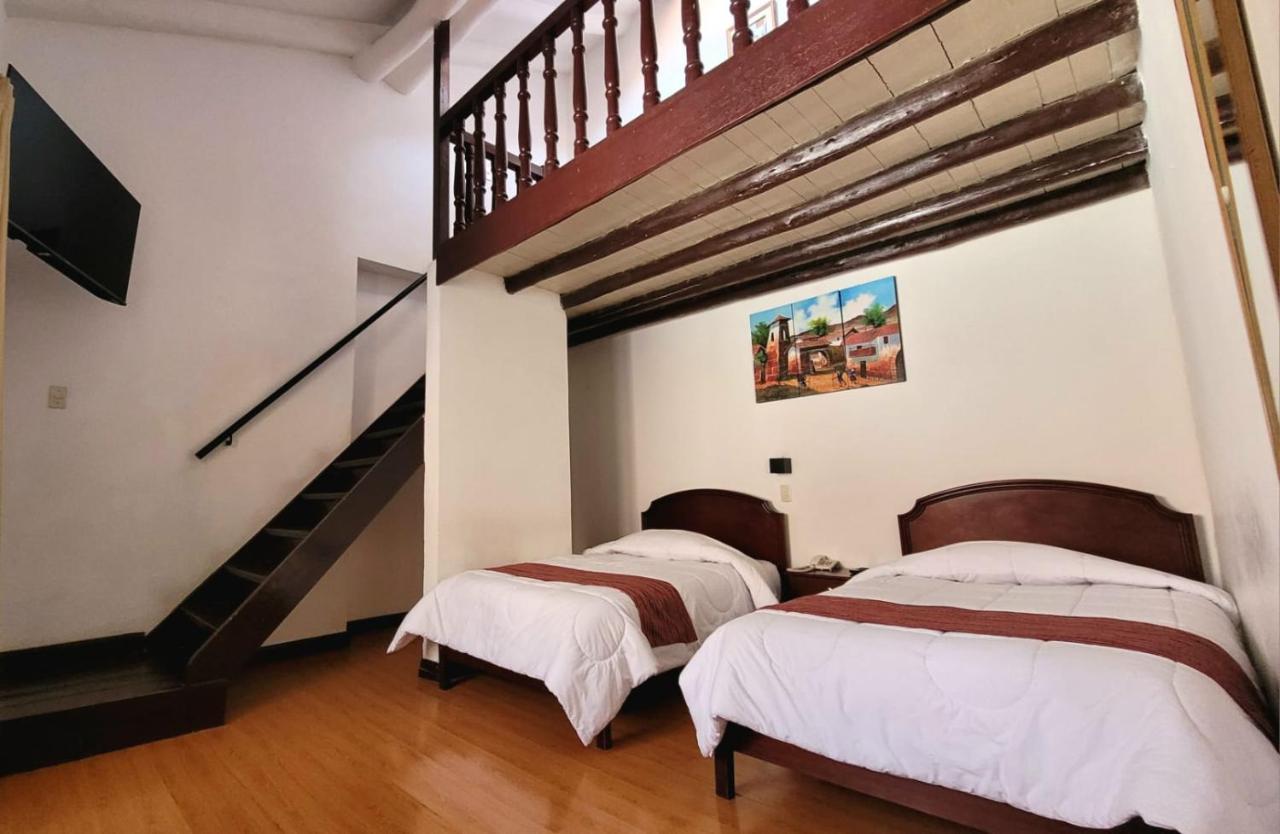 Quadruple Room,1765873776:JPEG