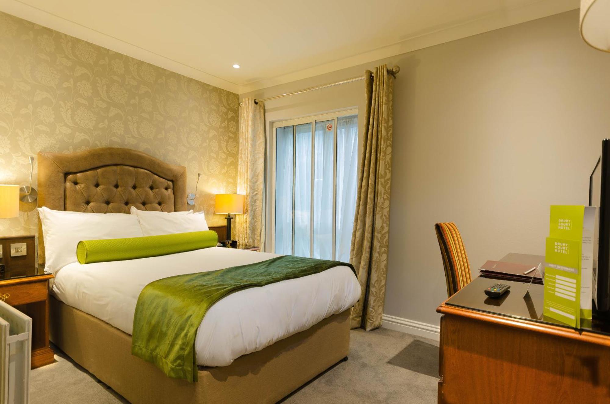Single Room,886995400:JPEG