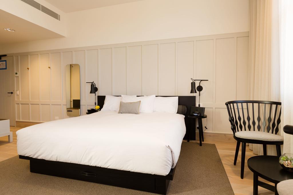 Deluxe King Room,143504258:JPEG