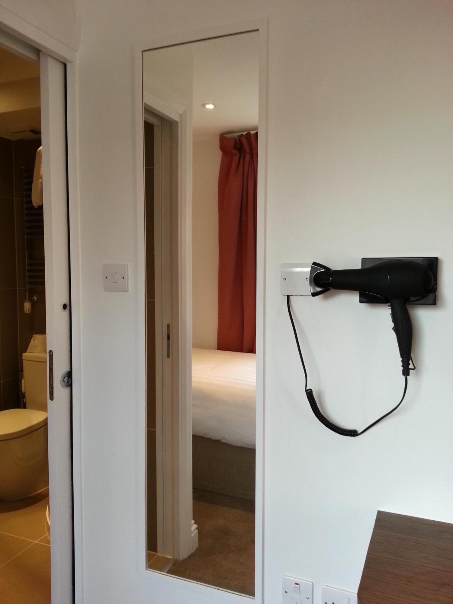Premium Twin Room,1316666866:JPEG