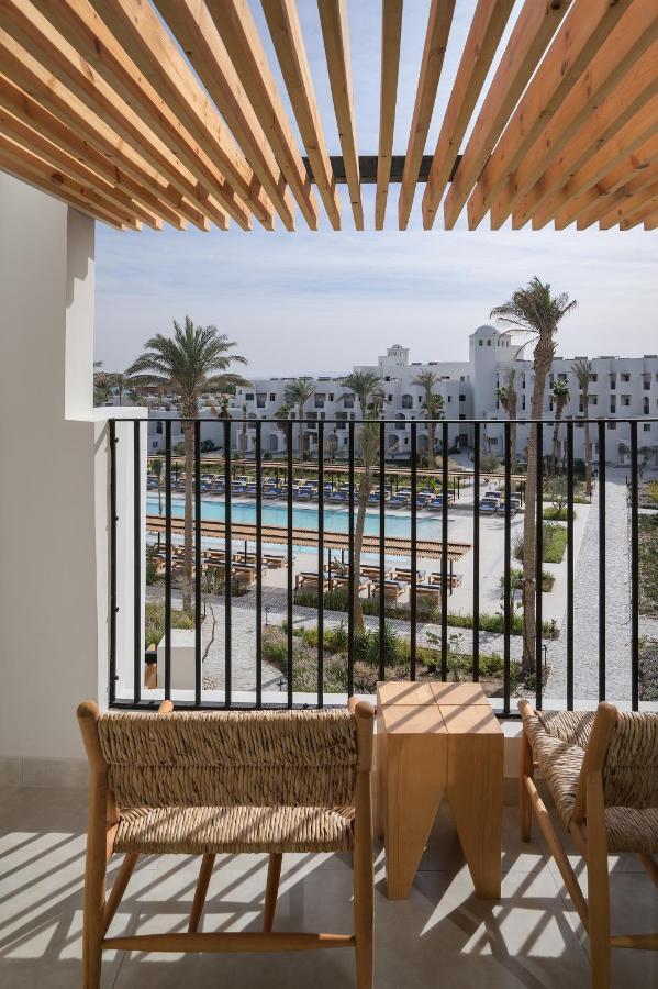 Penthouse Suite - Uitzicht op het Zwembad