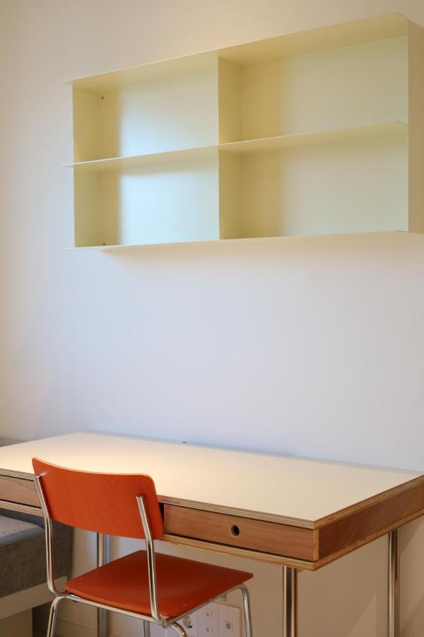 Single Room,1469151446:JPEG