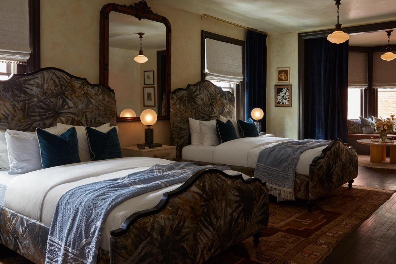 Deluxe Queen Room with Two Queen Beds,1469395769:JPEG