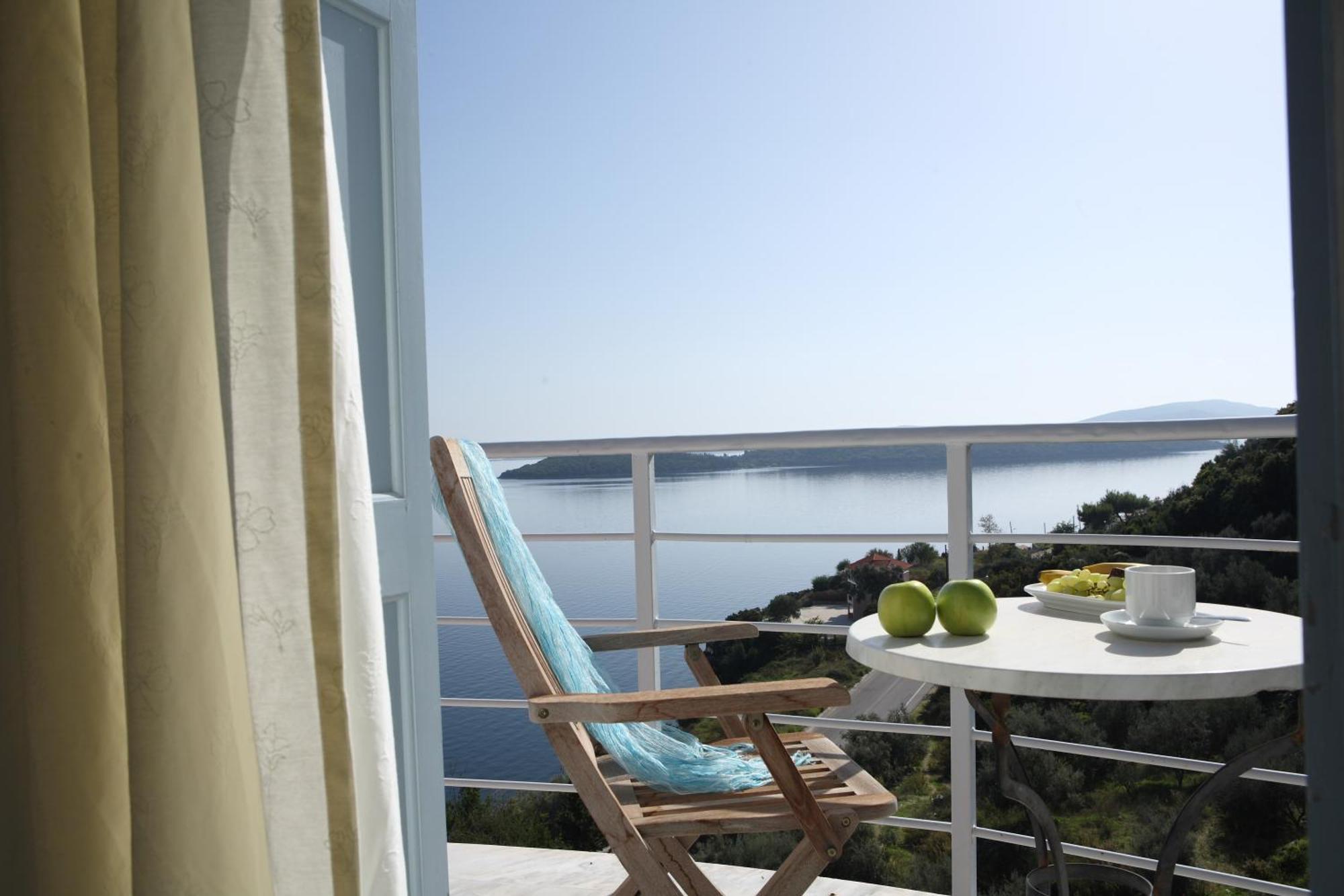 Red Tower 2-Bedroom Suite Sea View,1588402235:JPEG