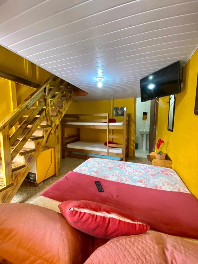 Two-Bedroom Suite,1487453650:JPEG