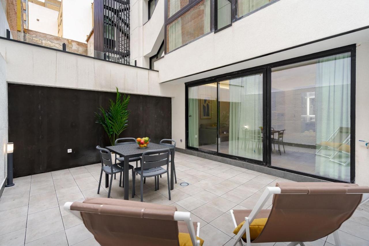 Studio with Terrace,1487758384:JPEG